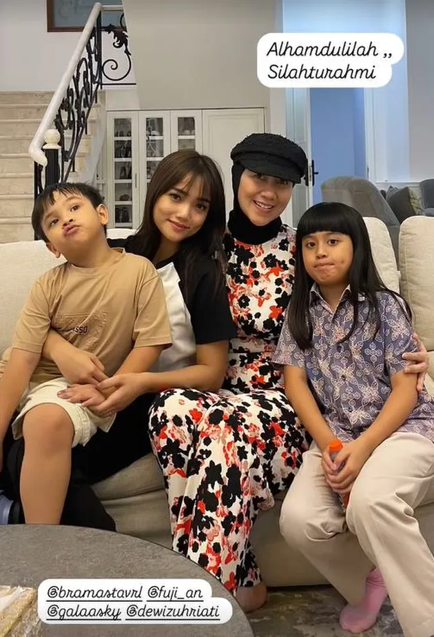 Venna Melinda - Fuji