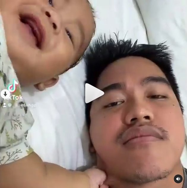 Portrait of Kahiyang Ayu's Second Child's Face Finally Revealed, His Laughter Melts Hearts