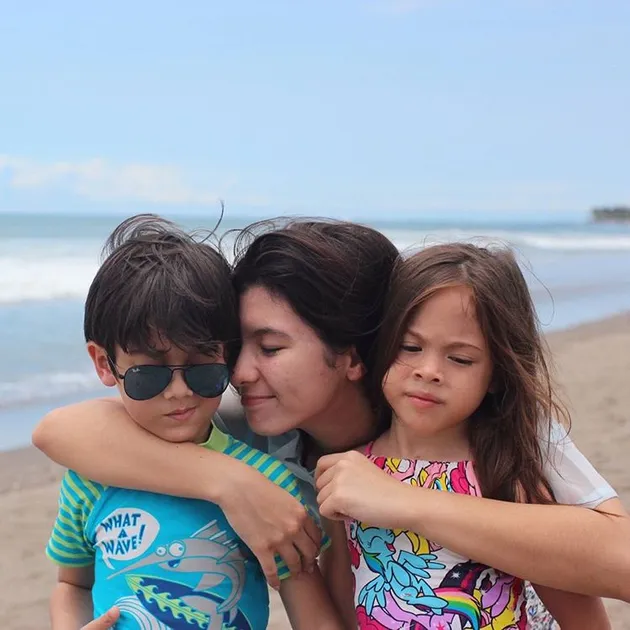 Keluarga Wulan Guritno