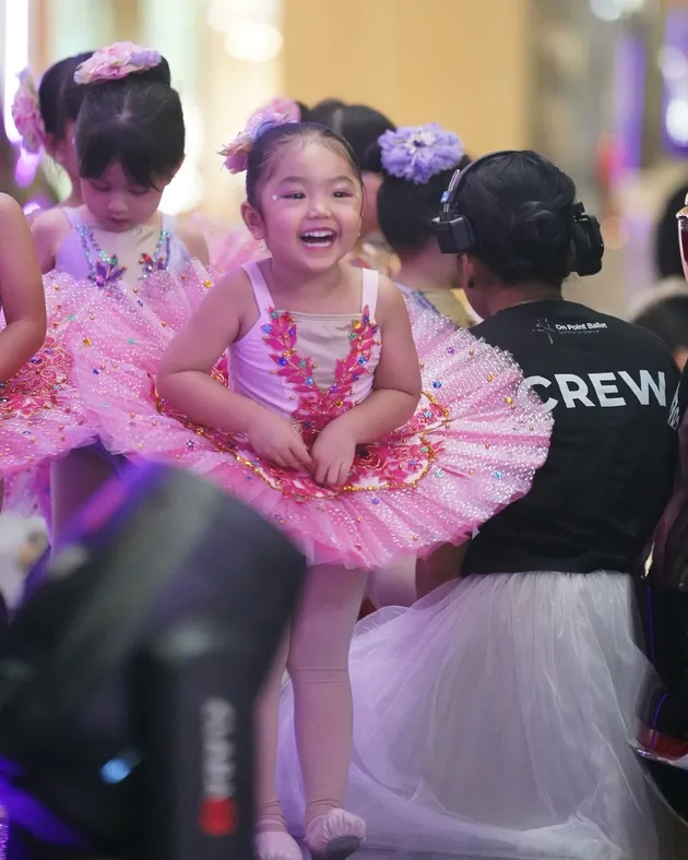 Potret Xarena Anak Siti Badriah dan Krisjiana Jadi Balerina