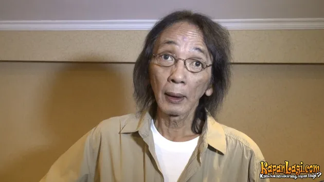 Yockie Suryo Prayogo adalah salah satu legenda di dunia musik tanah air yang besar di tahun 70-an.