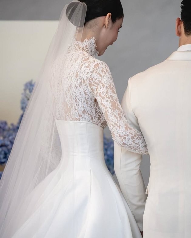 Potret Yoshi Rinrada, the Most Beautiful Transgender in Thailand, When Wearing a Wedding Dress, Harmonious with the 'Groom'