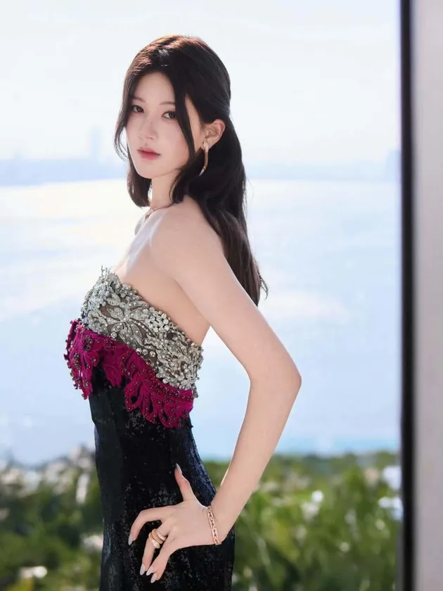 potret terbaru Zhao Lusi 