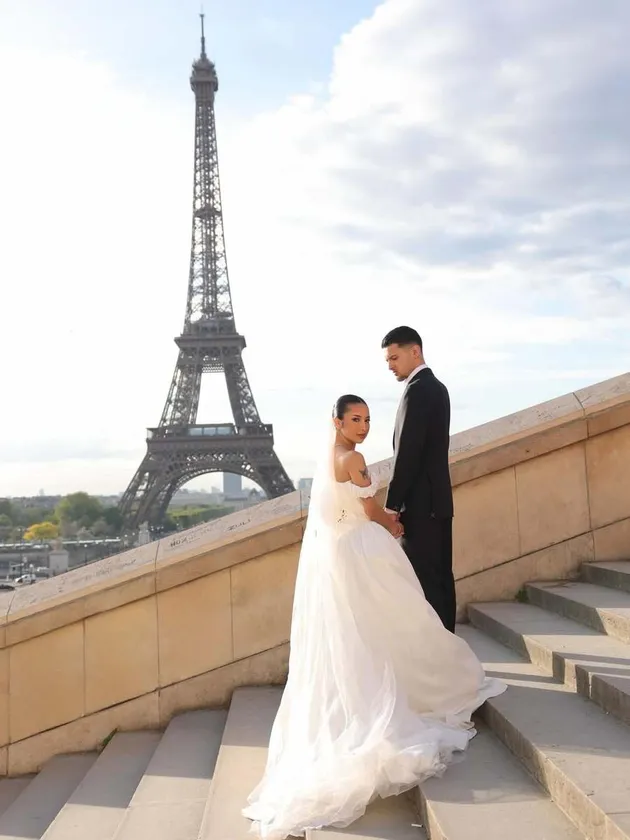 Prewedding Jennifer Coppen dan Justin Hubner di Paris, Eiffel Jadi Background