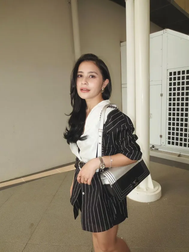 Prilly Latuconsina OOTD