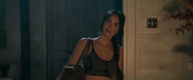 Profile and Facts about Megan Fox, Starting from Cashier to Famous Actress - Will Soon Play a New Role in THE EXPENDABLES 4