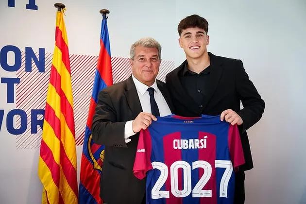 Pau Cubarsi bermain di klub senior Barcelona