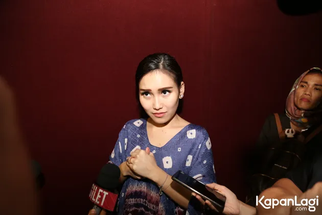 ayu ting ting dimsum martabak