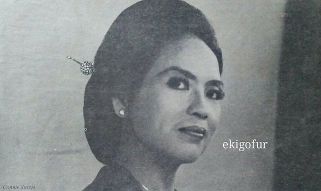 Connie Sutedja, Nani Wijaya, dan Rina Hasyim sudah bersahabat sangat lama. Ketiganya sangat eksis di tahun 90-an. Berikut foto masa muda Connie Sutedja yang cantik.
