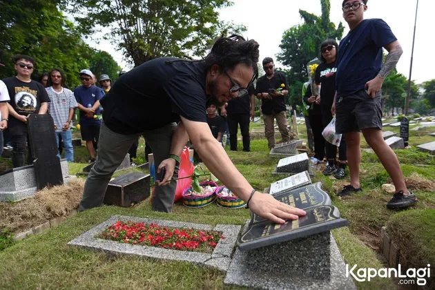 Steven Coconut Treez Nama Baru