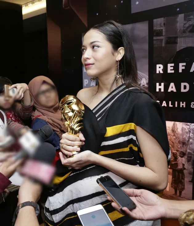 Putri Marino Hamil