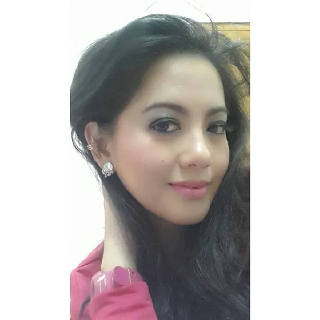 Putri Violla