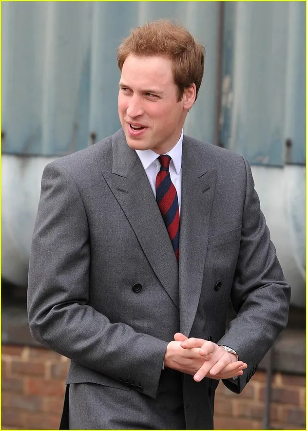 pangeran_harry_medali