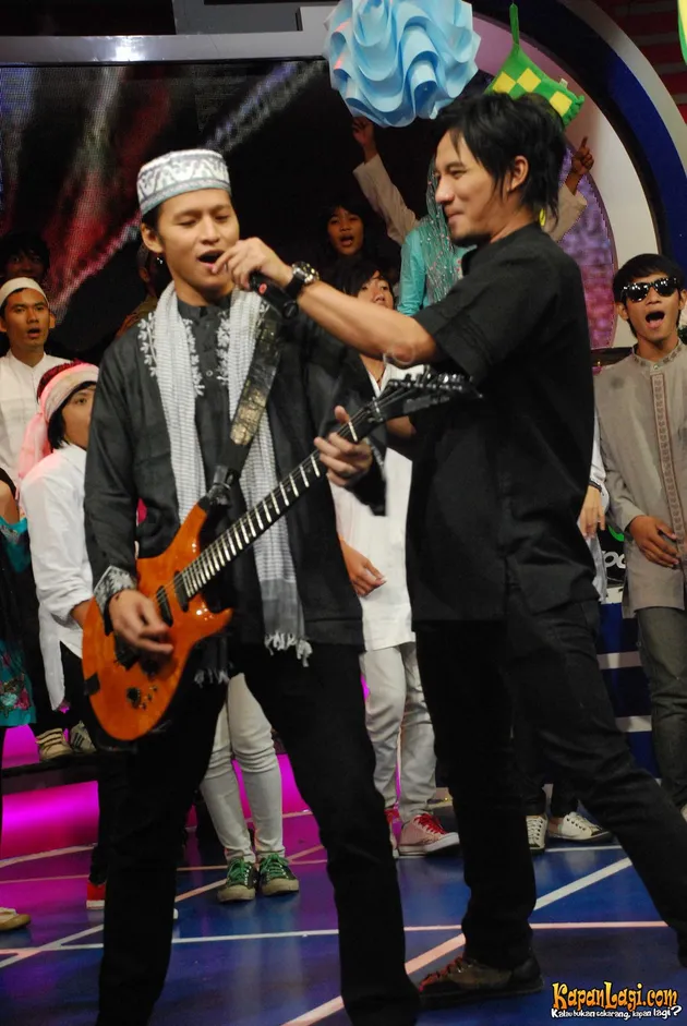 Para Artis di Acara DAHSYAT RCTI Selasa 31 Agustus