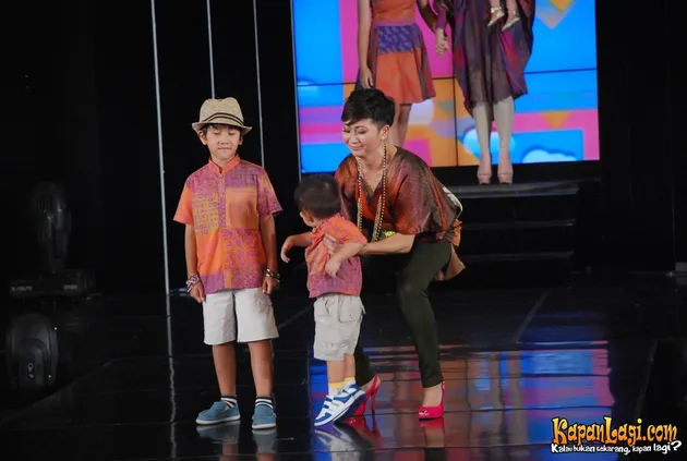 Kids Love Fashion