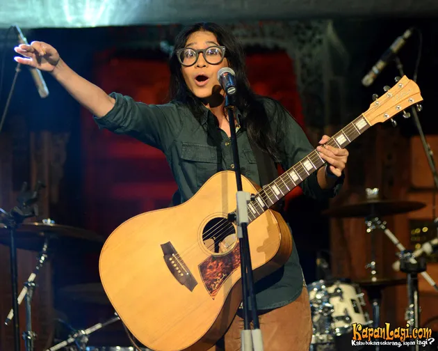 Indonesian Guitarist