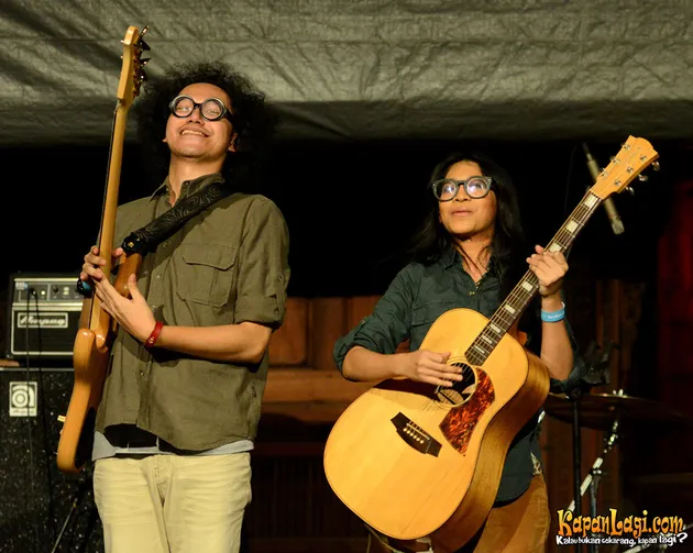 Indonesian Guitarist