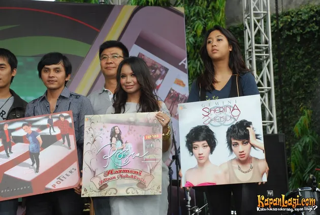 Nexian Music Card Player