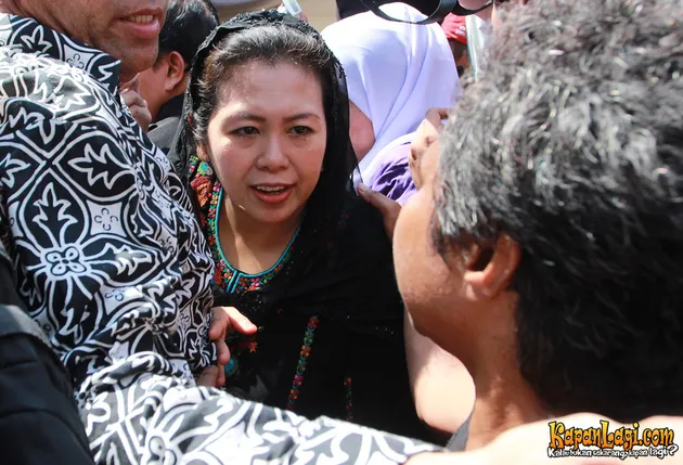 PARA TOKOH NEGARA YANG HADIR DI PEMAKAMAN TAUFIQ KIEMAS 
