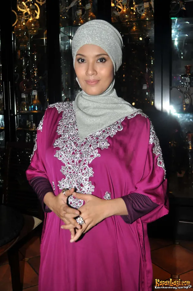 Ultah Ke-45 Paramitha Rusady