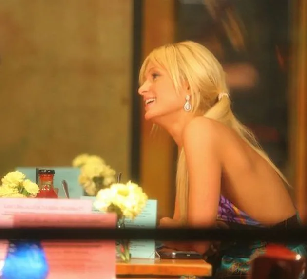 paris_hilton