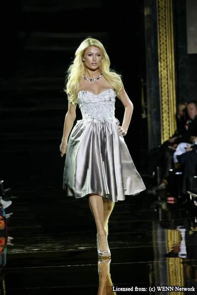 paris hilton fashion show