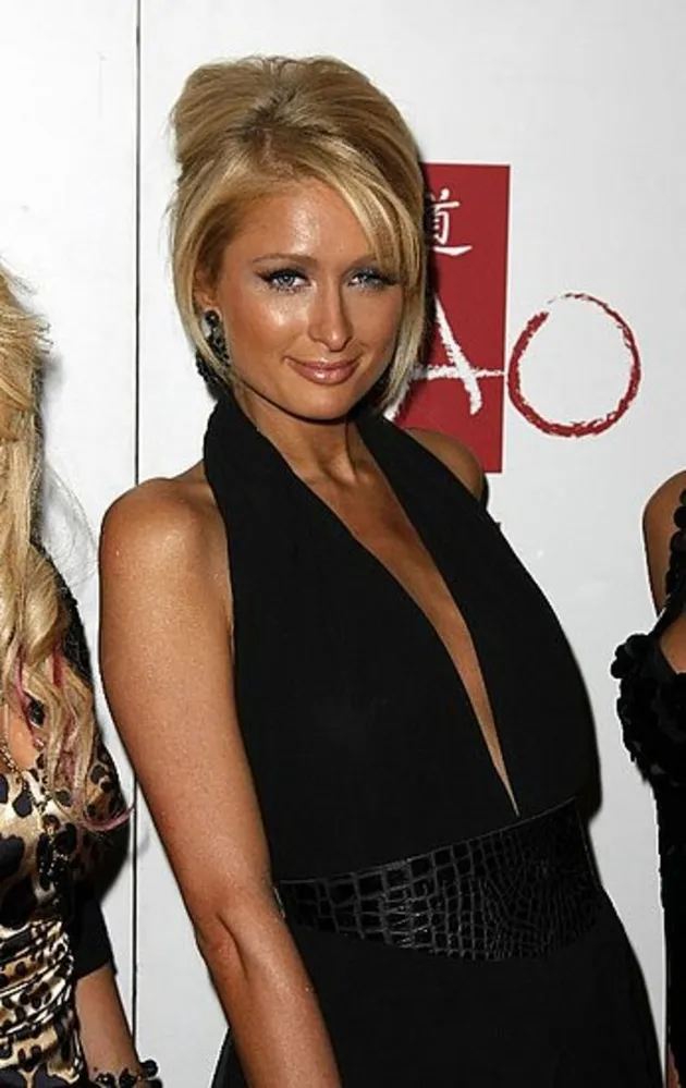 paris_hilton_syuting_plus_dugem