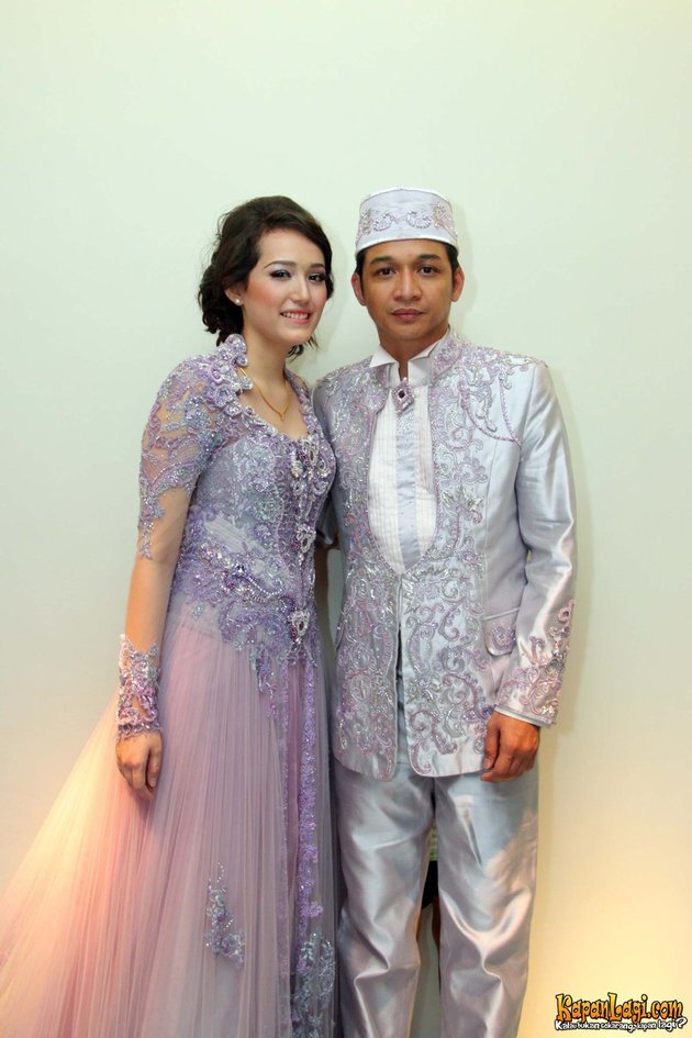 PASHA ADELIA FITTING BAJU  PENGANTIN DI BUTIK FERRY SUNARTO 