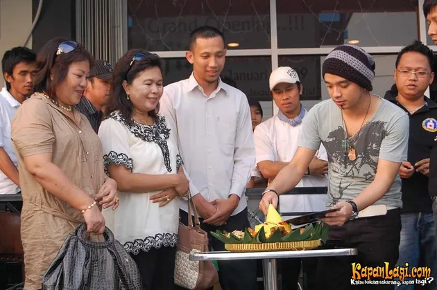 onci ungu, pasha ungu