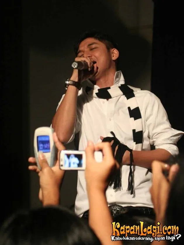 pasha ungu