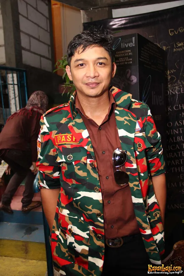 PASHA DAN ABDEE BANTU KORBAN BENCANA SULAWESI - KapanLagi.com