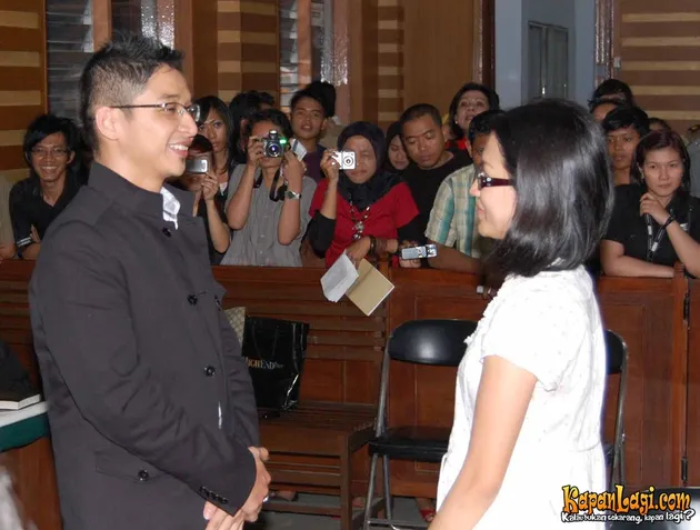 pasha ungu, okie agustina