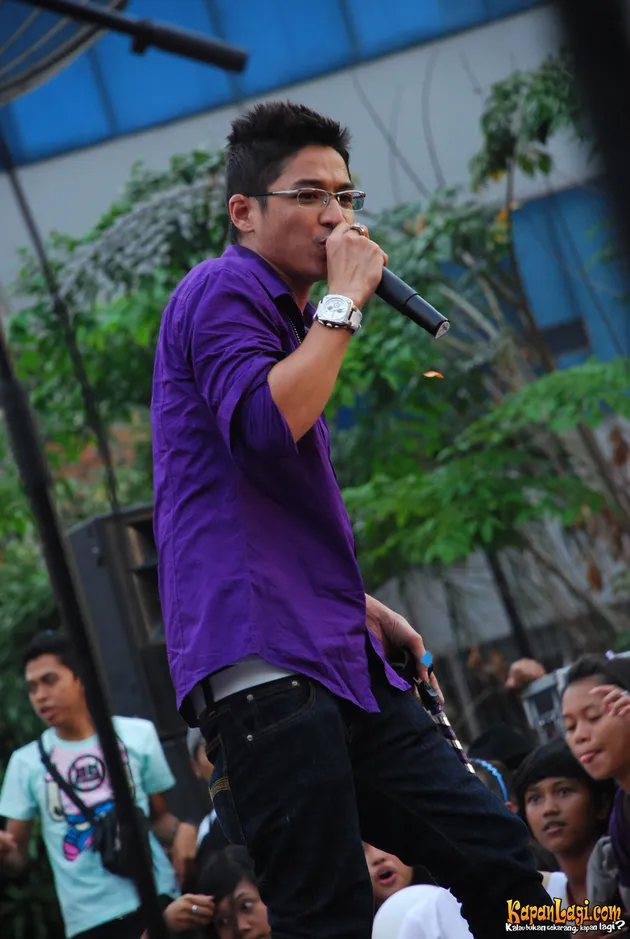pasha ungu