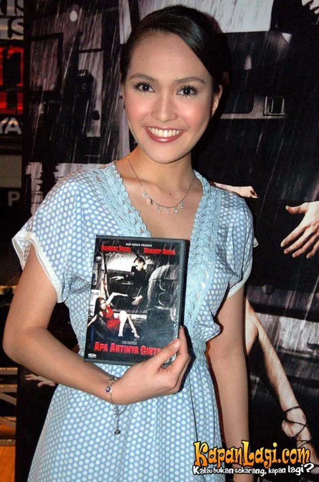 vcd apa artinya cinta