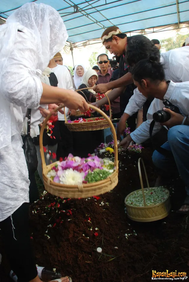 pemakaman a.t. mahmud