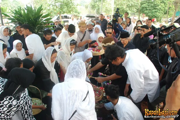 pemakaman a.t. mahmud