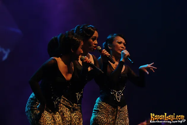 Waktu berjalan, Lucy meninggalkan Nola dan Widi dan kemudian digantikan oleh Cynthia Lamusu.