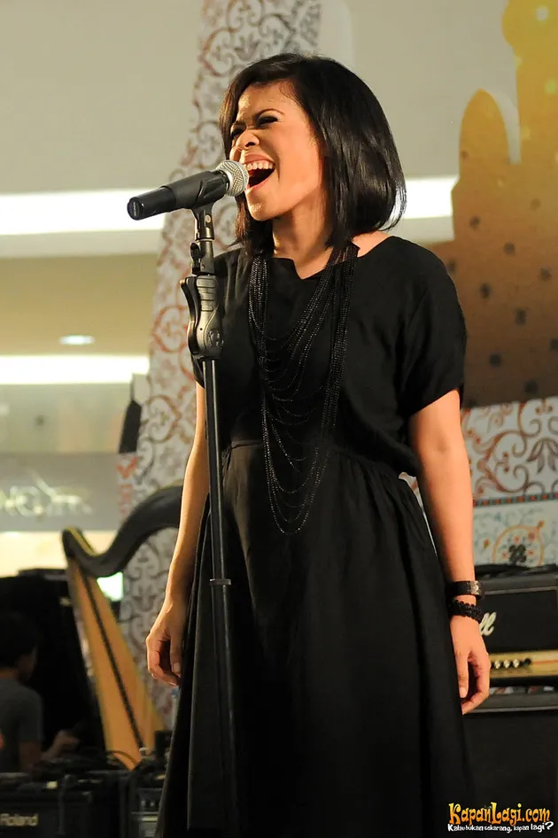 Saat ini Kikan tengah mempersiapkan album solo perdananya.