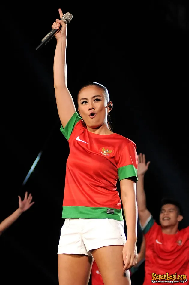 Agnes Monica, Ayo Indonesia Bisa
