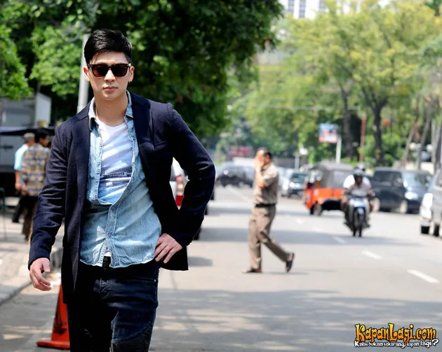 Tim Hwang dan Astrid
