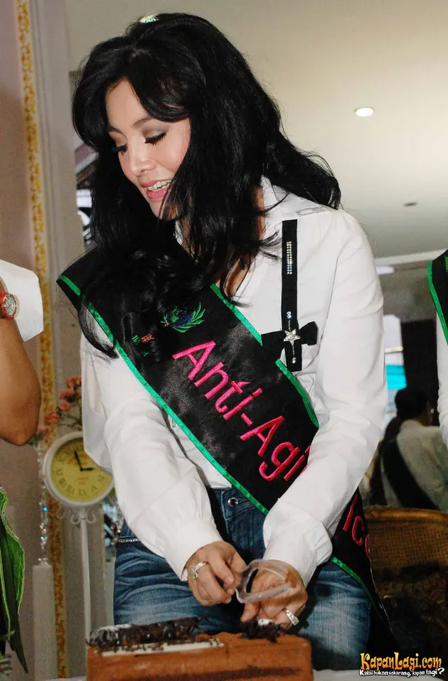 cici faramida - dr deby vinsky