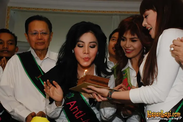 cici faramida - dr deby vinsky