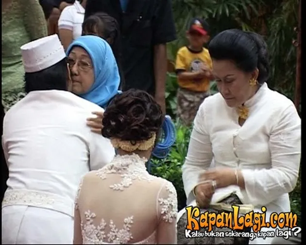 pernikahan andre stinky