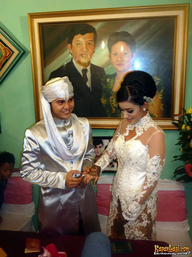 pernikahan fairuz dan galih ginanjar
