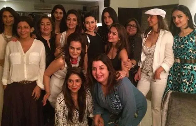 PESTA MERIAH ULANG TAHUN KE-44 GAURI, ISTRI SHAHRUKH KHAN 