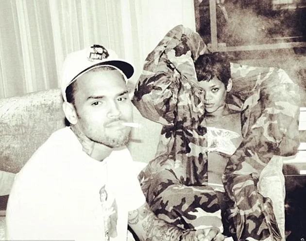 Rihanna Tanpa Celana