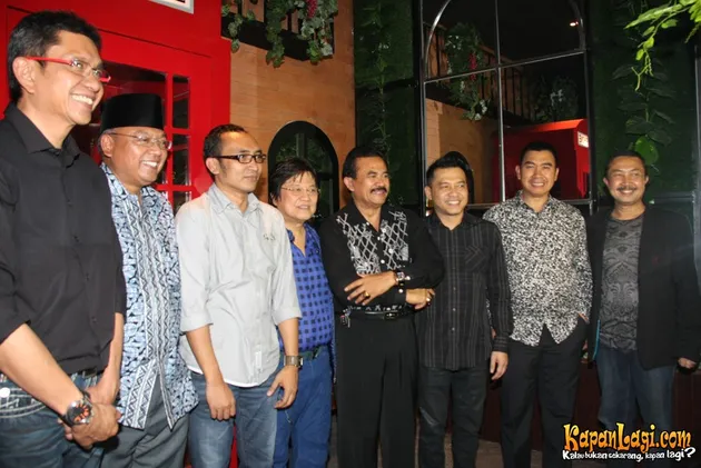 Bisnis Karaoke Anang