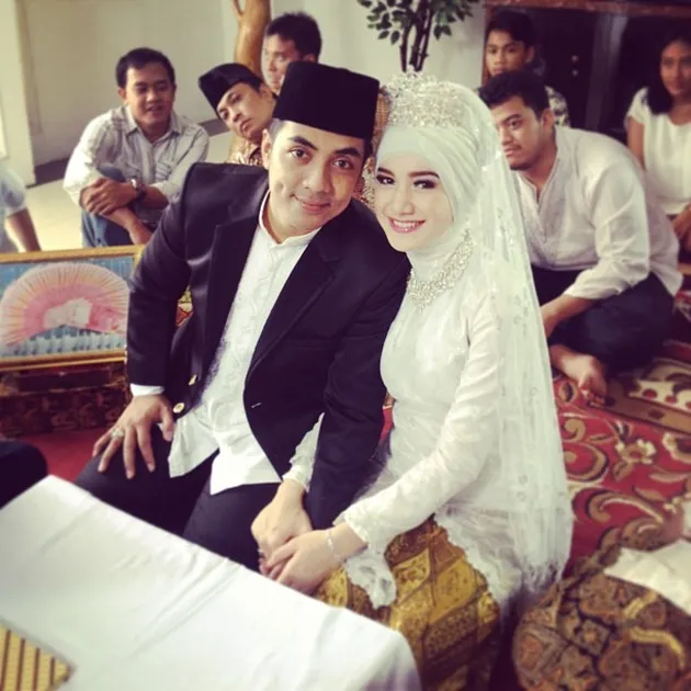 Indri Giana - Riza Muhammad