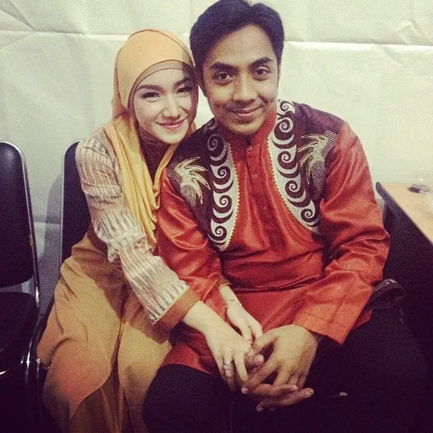 Indri Giana - Riza Muhammad