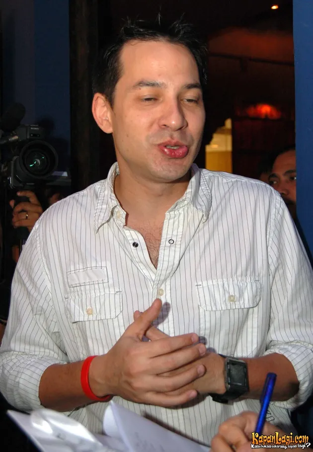 Ari Wibowo
